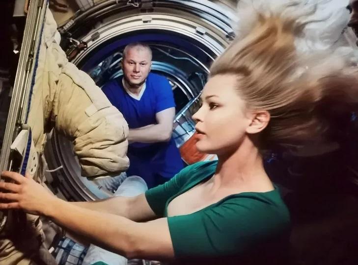 невесомость в корабле